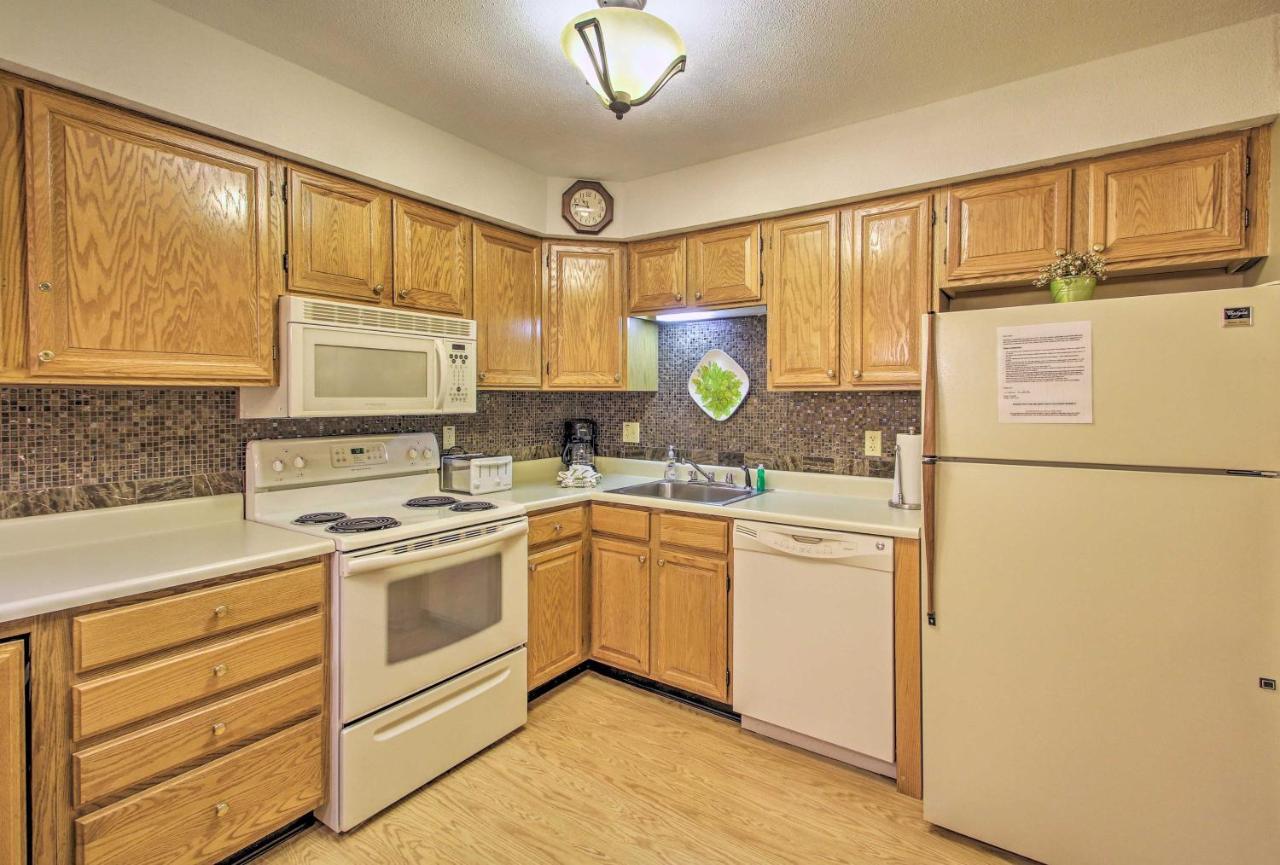 Lincoln Resort Condo With Pool Access - Near Hiking! Buitenkant foto